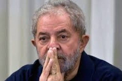 Decisão de soltar Lula provoca impasse jurídico