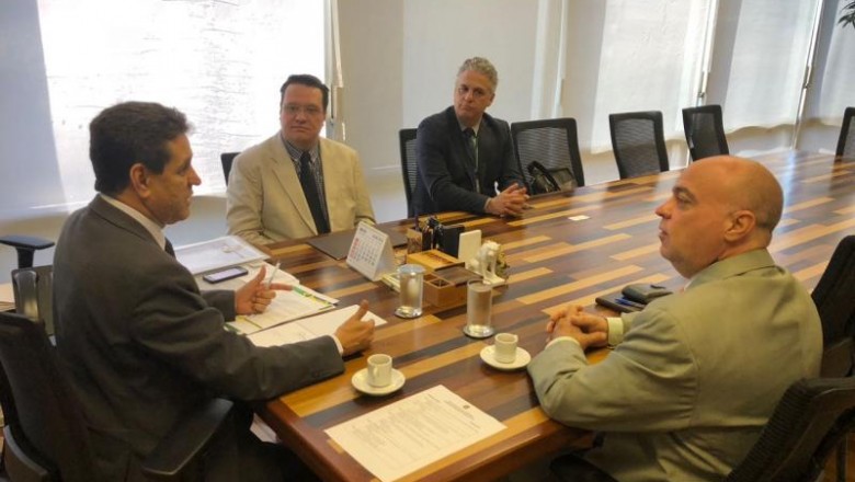 Secretário de Meio Ambiente de Paranaguá é recebido pelo Ministro do Meio Ambiente em Brasília.