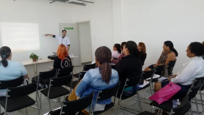 Cursos gratuitos são oferecidos à população em Paranaguá 