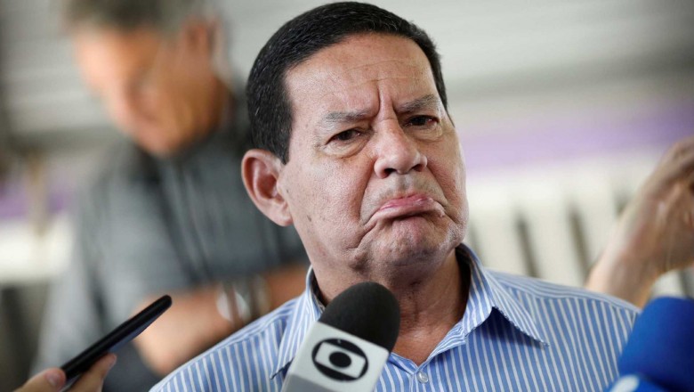 Mourão impediu filho de desistir de contratação: 'Mérito seu e pronto'