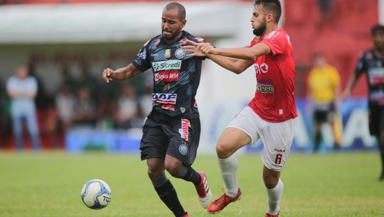 Rio Branco segue sem vencer e empata em casa