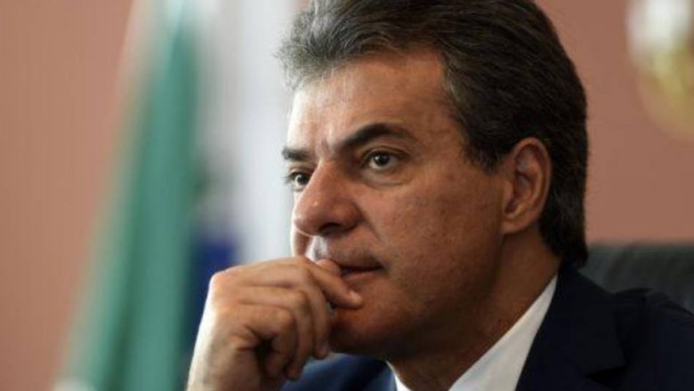 Justiça bloqueia até R$ 166 milhões de Beto Richa, esposa e filho