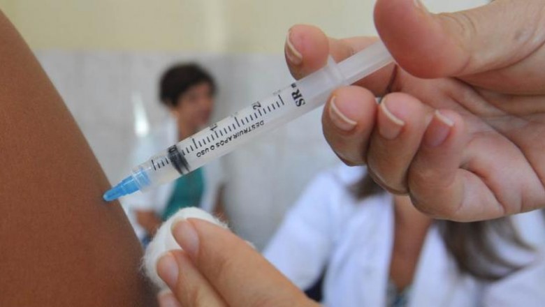 PARANAGUÁ : Vacina contra meningite será aplicada somente no posto da Gabriel de Lara 