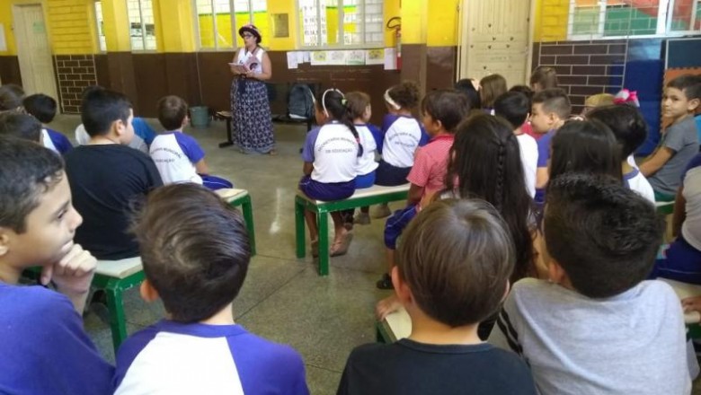 PARANAGUÁ : Escola Manoel Viana recebe 'Contação de Histórias' em lembrança ao Dia do Autismo