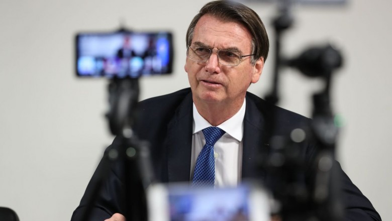 Bolsonaro retoma conversas com partidos nesta terça-feira