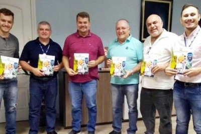 Prefeito Marcelo Roque recebe representantes do Sistema Fecomércio