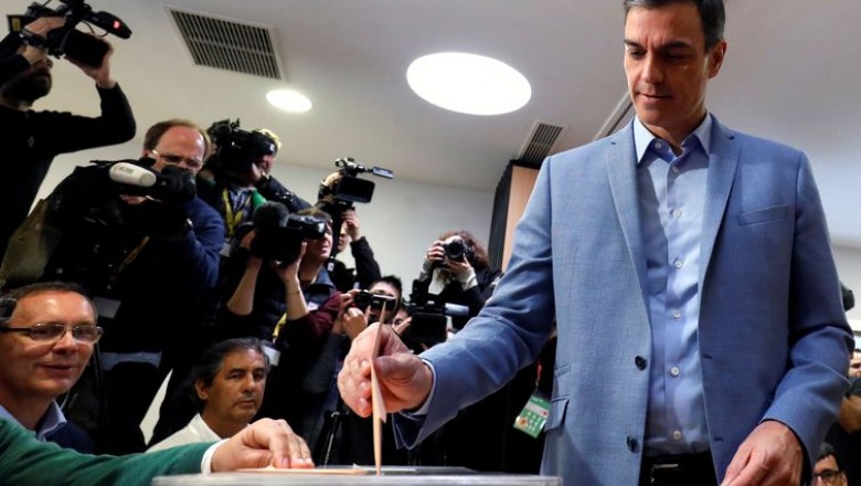 Pedro Sánchez vence eleições na Espanha