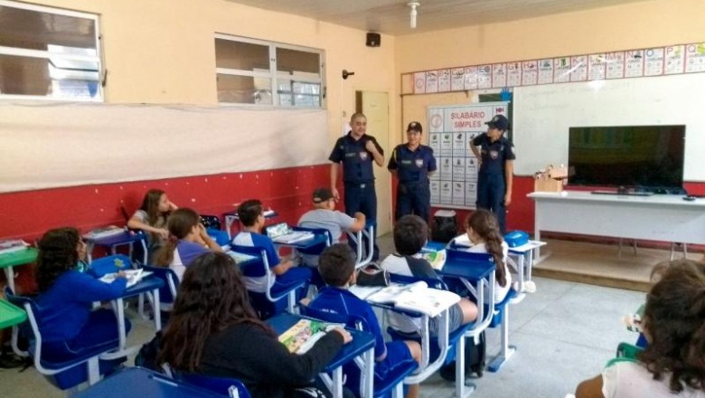 Escolas de Paranaguá recebem Projeto Paranaguá sem Drogas