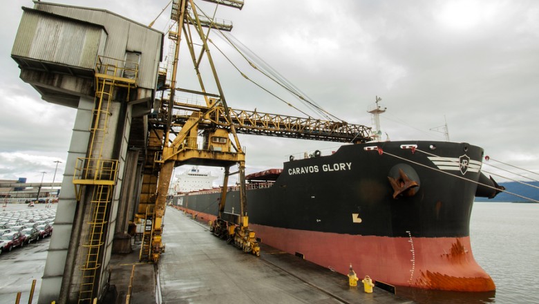 Porto de Paranaguá bate recorde no embarque de açúcar a granel