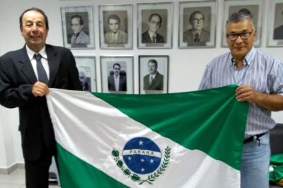 Profissionais de Paranaguá recebem homenagem da União Brasileira de Karatê Goju Ryu