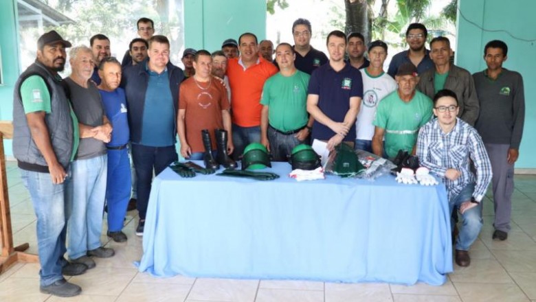 Prefeitura de Paranaguá inicia entrega de EPIs para servidores