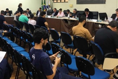 Resumo: 39ª Sessão Ordinária da Câmara dos Vereadores de Paranaguá