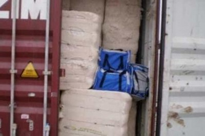 Receita pega no Porto de Santos mais de meia tonelada de cocaína