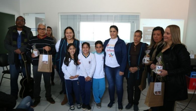 Encerramento das atividades do Prêmio MPT na Escola 2019 premia alunos vencedores em Pontal do Paraná
