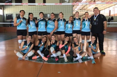 Equipe de voleibol feminino conquista ouro na Fase Regional dos Jogos Abertos do Paraná