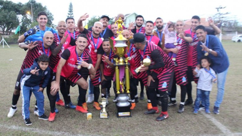 Meninos da Vila são campeões do Municipal de Futebol série A em Pontal do Paraná