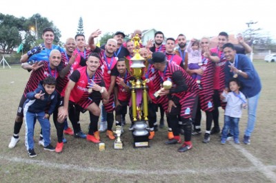 Meninos da Vila são campeões do Municipal de Futebol série A em Pontal do Paraná