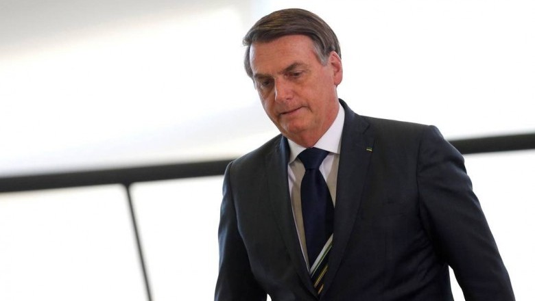 Bolsonaro desobriga publicação de editais e licitações em jornais