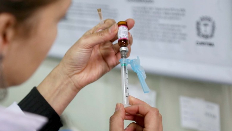 Campanha de vacinação contra o sarampo começa em todo Paraná