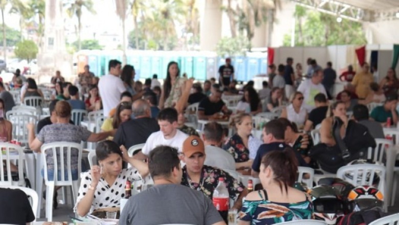 3.ª Festa do Caranguejo fomenta turismo gastronômico em Paranaguá 