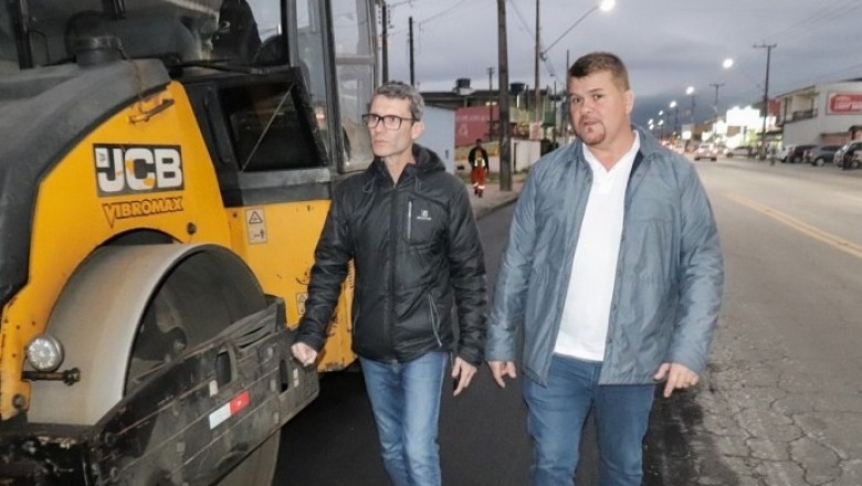 Marcelo Roque anuncia 10,3 km de asfalto a quente na região sul de Paranaguá 