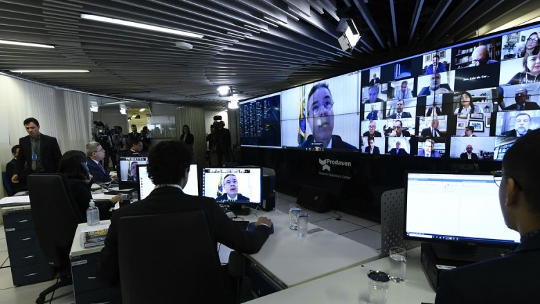 Senado vota hoje auxílio de R$ 600 para autônomos e informais