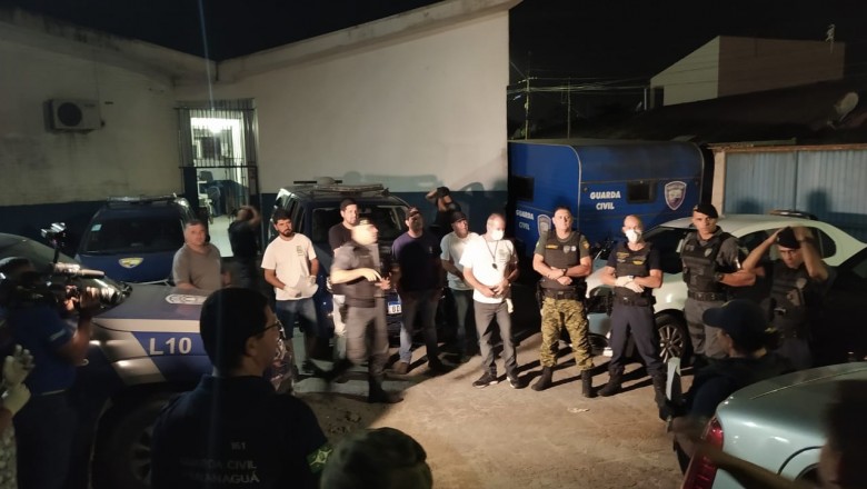 GCM fiscaliza primeiro dia de toque de recolher em Paranaguá