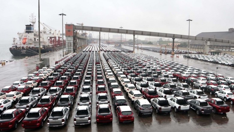 Porto de Paranaguá retoma exportação de automóveis