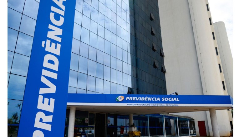 Apenas segurados agendados serão atendidos nas agências do INSS