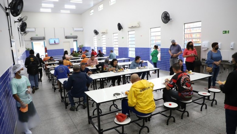 Restaurante Popular reaberto em Paranaguá 