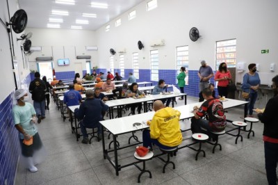 Restaurante Popular reaberto em Paranaguá 