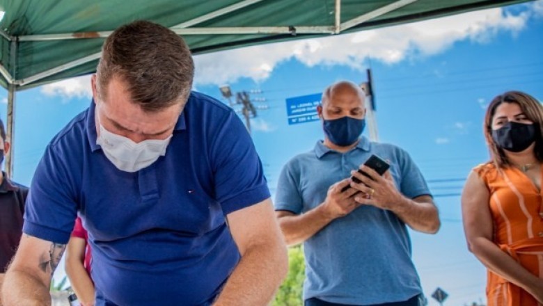 Prefeito Marcelo Roque assina ordem de serviço para mais 3.3 km de pavimentação no Ouro Fino