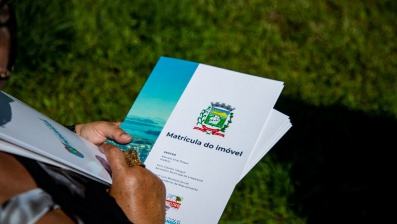 Mais 19 famílias recebem seus títulos de propriedade no bairro Porto Seguro em Paranaguá