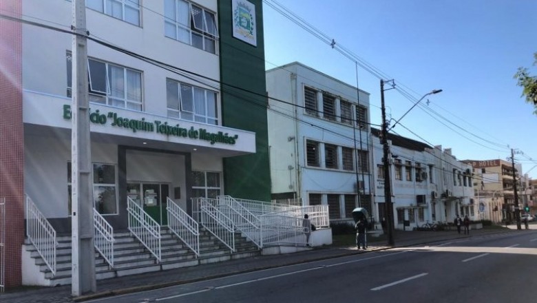 Bolsa Estágio, mais auxílio transporte serão pagos neste sábado aos estagiários da Prefeitura Municipal de Paranaguá