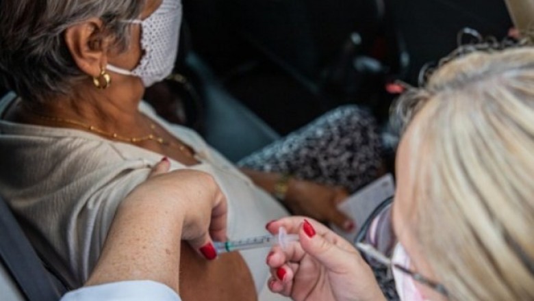 Pessoas com 79 anos receberão a vacina contra a Covid-19 a partir de sexta-feira, 12