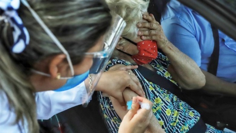 Paraná aplicou 130 mi​l doses no fim de semana, um quinto de todo o País