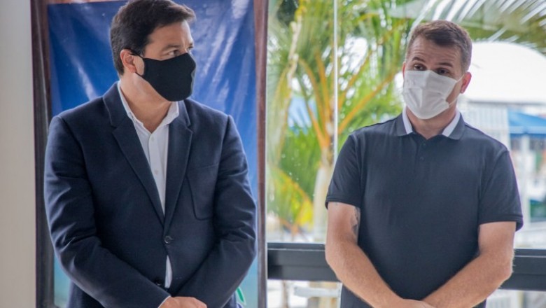 Assinatura do convênio para a administração dos terminais aquaviários de passageiros para a Ilha do Mel