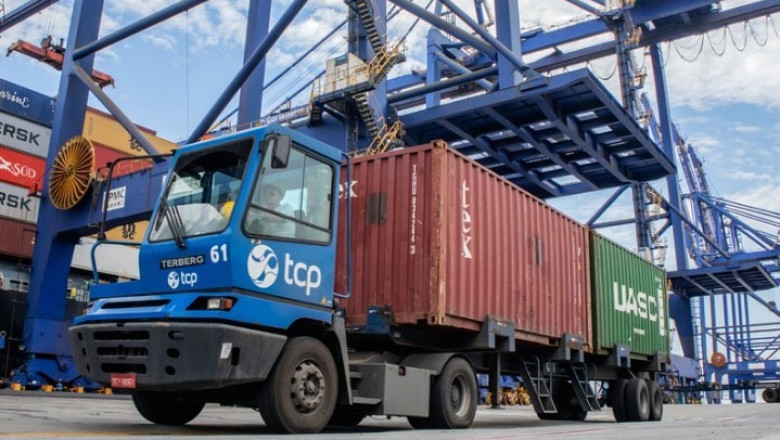 Importações impulsionam alta na movimentação portuária do Paraná