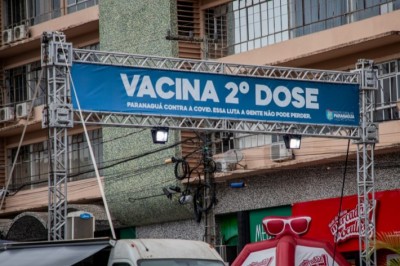Terceiro dia de força tarefa Paranaguá: pessoas com retorno para segunda dose da AstraZeneca podem receber a vacina