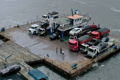 DER/PR altera tráfego de veículos pesados no ferry boat de Guaratuba durante o feriado