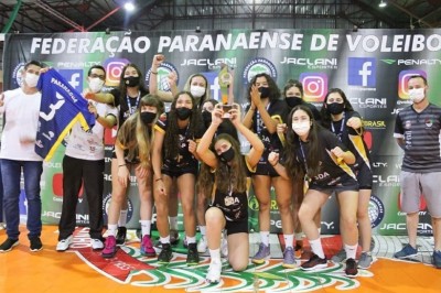 Paranaguá é campeã do Campeonato Paranaense de Voleibol na categoria sub-17