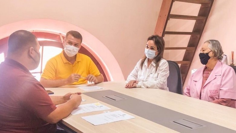 Prefeito Marcelo Roque sanciona lei que Declara de Utilidade Pública a Rede Feminina de Combate ao Câncer 