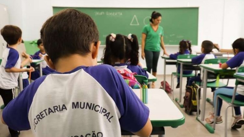 Secretaria de Educação de Paranaguá abre edital PSS com vagas para agentes de apoio educacional