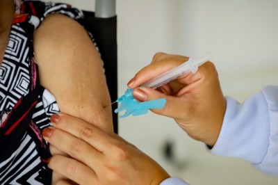 Imunização: disponível em Paranaguá 4.ª dose contra a Covid-19 para pessoas com 60 anos ou mais idade