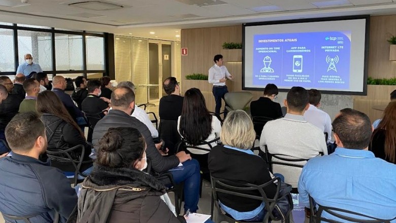 Empresas de Paranaguá discutem melhorias na logística de contêineres 