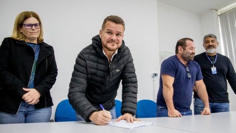 Progressão por aperfeiçoamento de servidores da saúde de Paranaguá é concedida