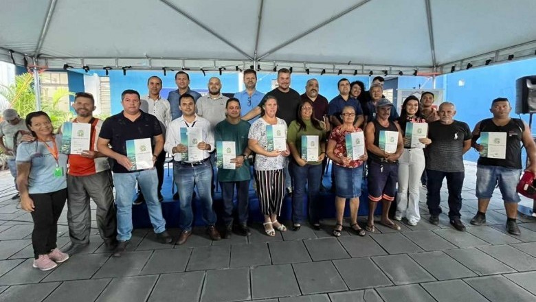 Moradores da Ilha dos Valadares beneficiados com matrícula do imóvel