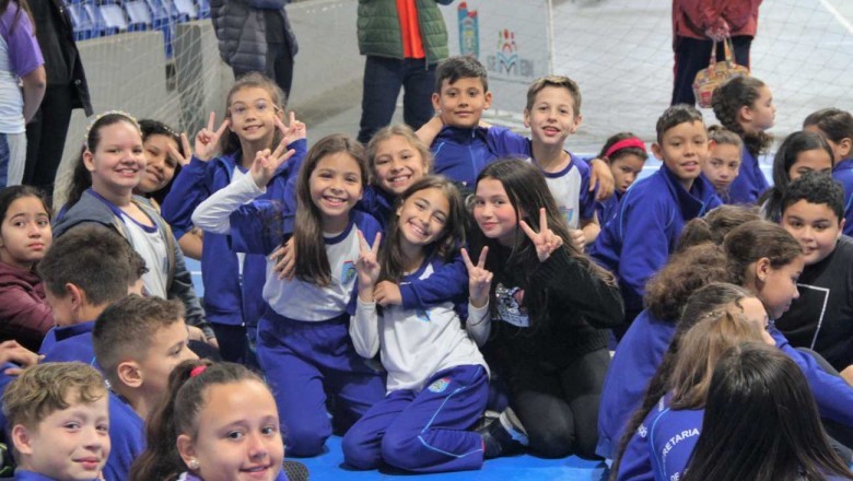 Jogos escolares municipais de Paranaguá teve encerramento hoje