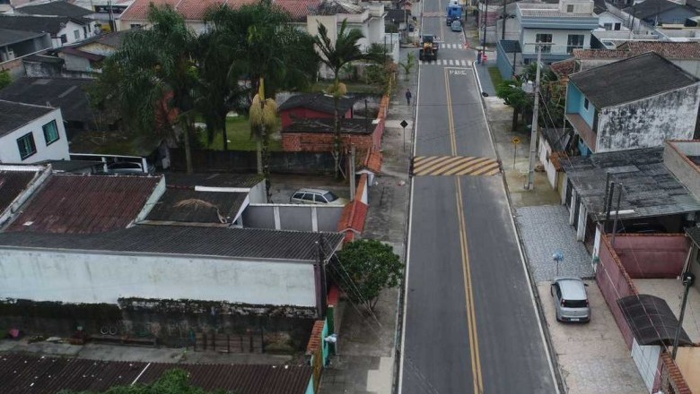 PARANAGUÁ 375 ANOS: Mais 17 ruas pavimentadas são entregues no aniversário da cidade