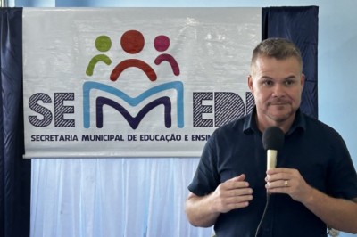 Prefeito Marcelo Roque participa da Cerimonia de Posse dos novos servidores da educação